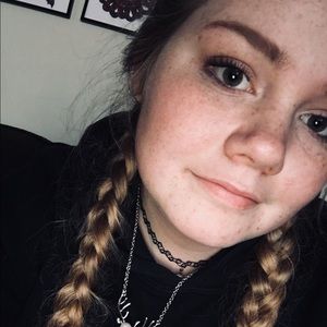 Meet your Posher, Anndrea